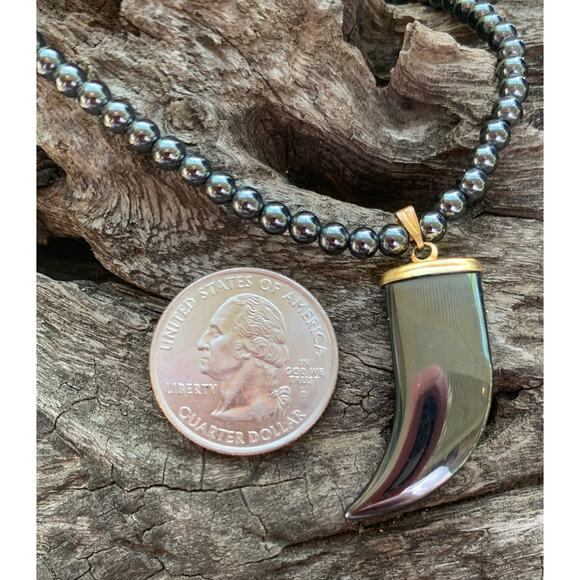 Hematite Bead Necklace with Claw Pendant - Picture 6 of 6